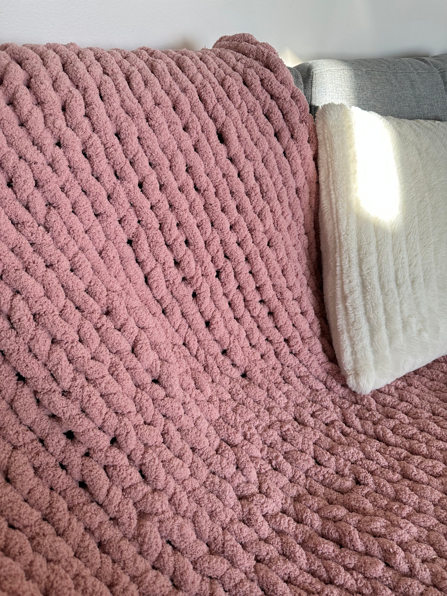 Chunky Knit Blanket - Pink